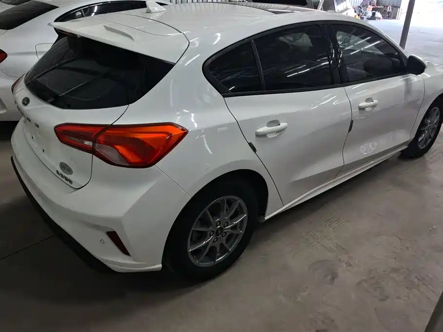 Ford Focus 2020 1.5L AT