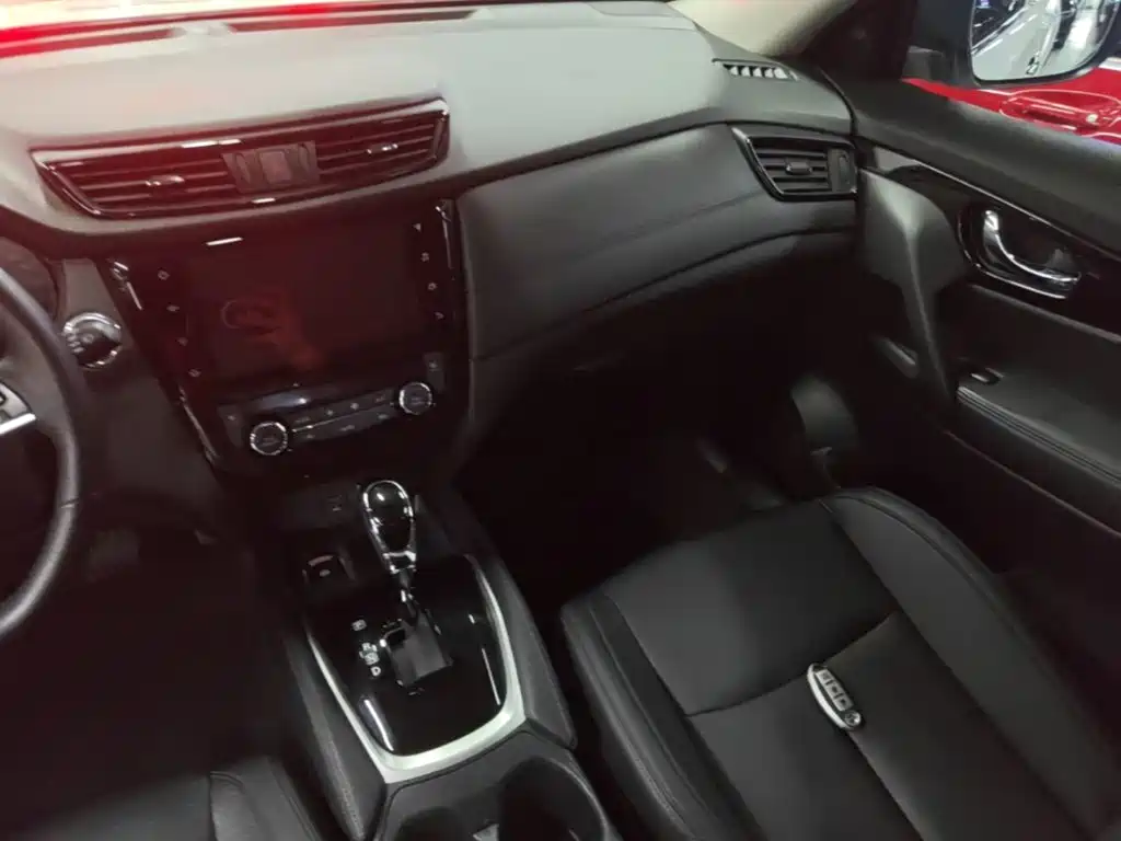 Nissan X-Trail — миниатюра 13