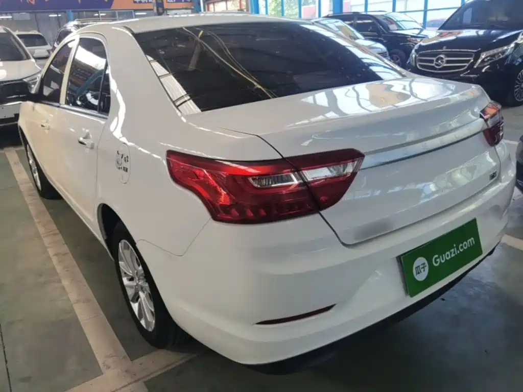 Geely Vision — миниатюра 5