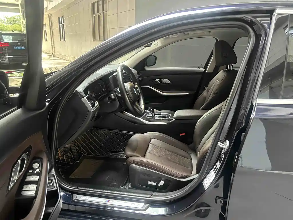 BMW 3 Series 3 2022 325Li M Sport