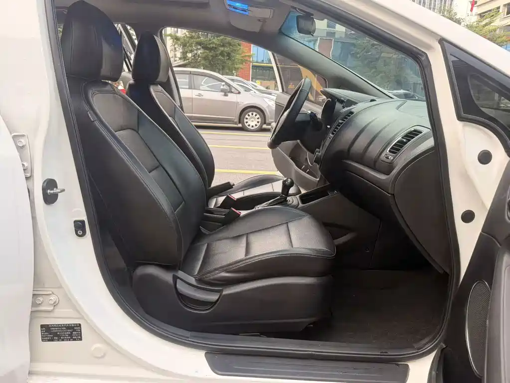 Kia K3 — миниатюра 13