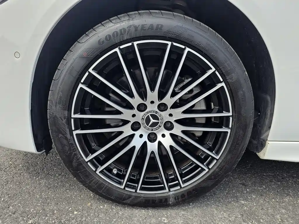 Mercedes-Benz C-Class - фото 10