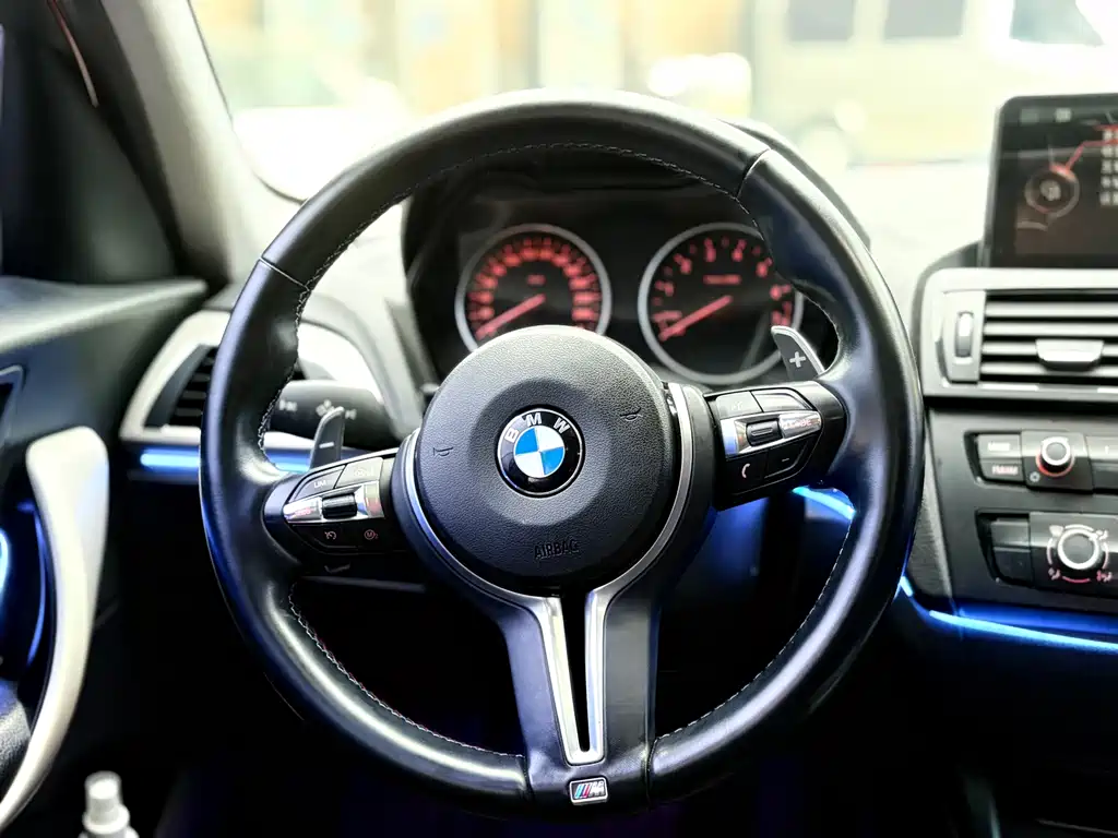 BMW 1 Series (Import) — миниатюра 10