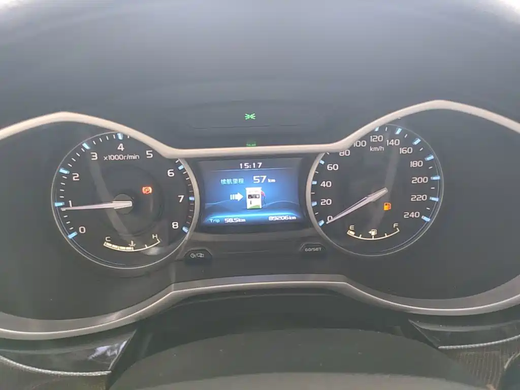 Geely Emgrand — миниатюра 12
