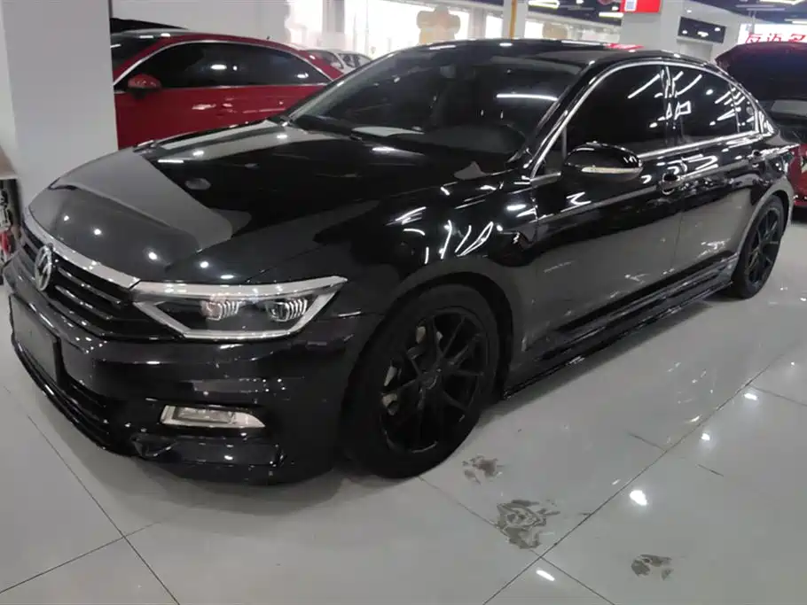 Volkswagen Magotan 2021