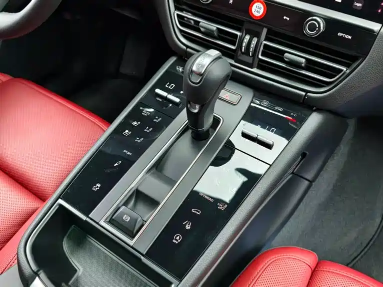 Porsche Macan 2024 Macan 2.0T
