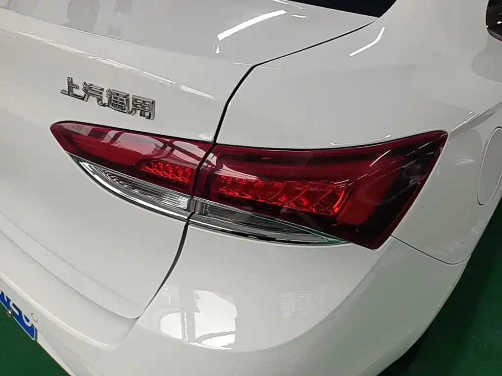 Buick Excelle — миниатюра 8