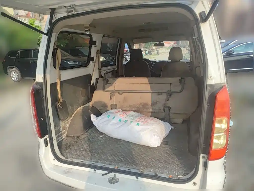 Wuling Hongguang V — миниатюра 15