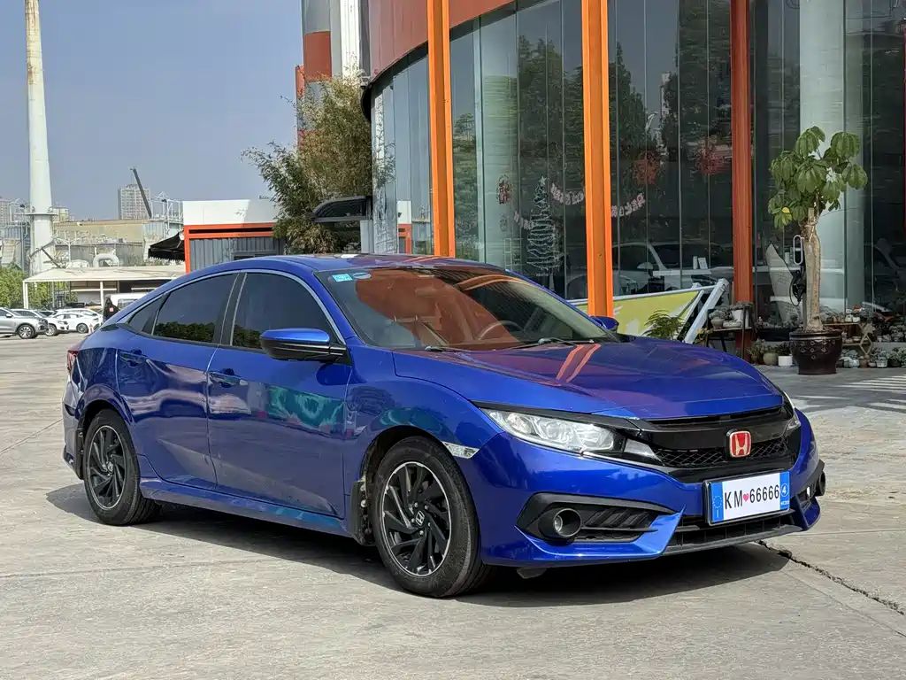 Honda Civic 2016 220TURBO CVT Luxury