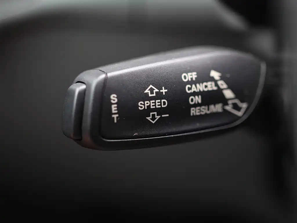 Audi A4L — миниатюра 11