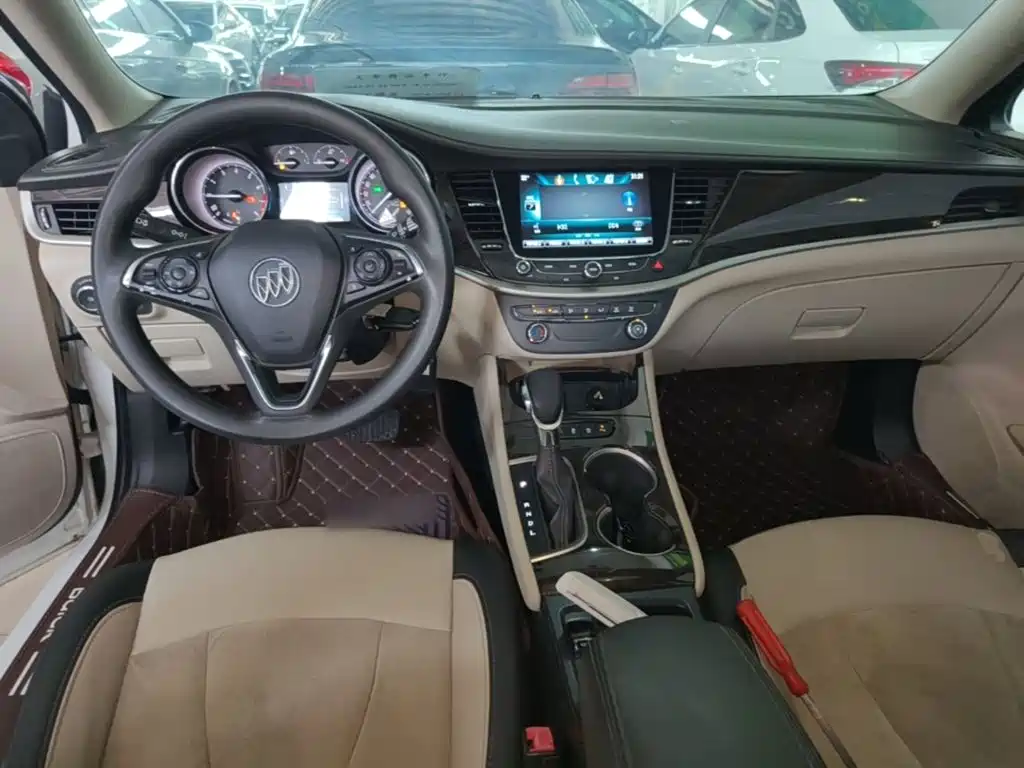 Buick Verano — миниатюра 10