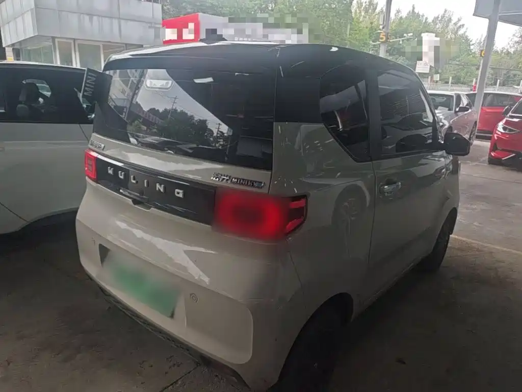 Wuling MINIEV — миниатюра 7
