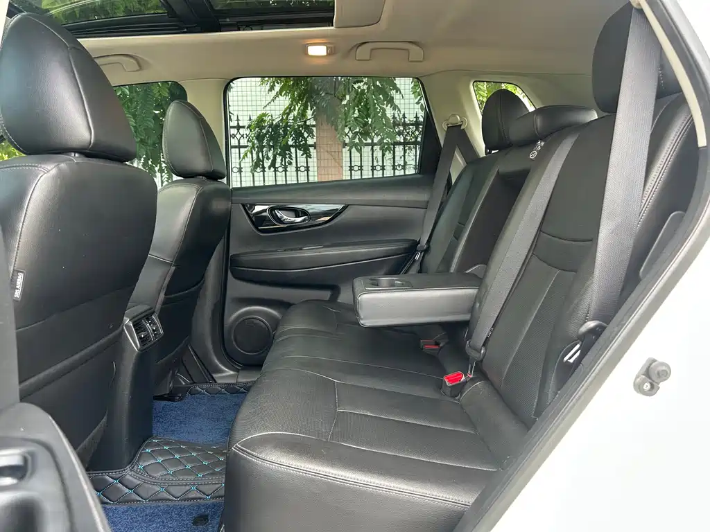 Nissan X-Trail — миниатюра 14