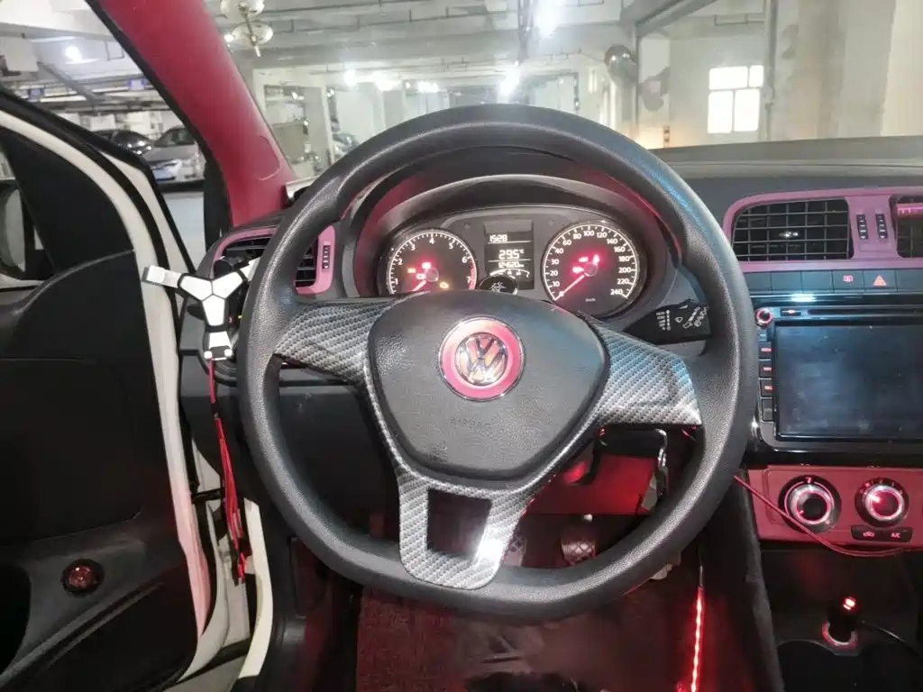 Volkswagen Polo — миниатюра 3