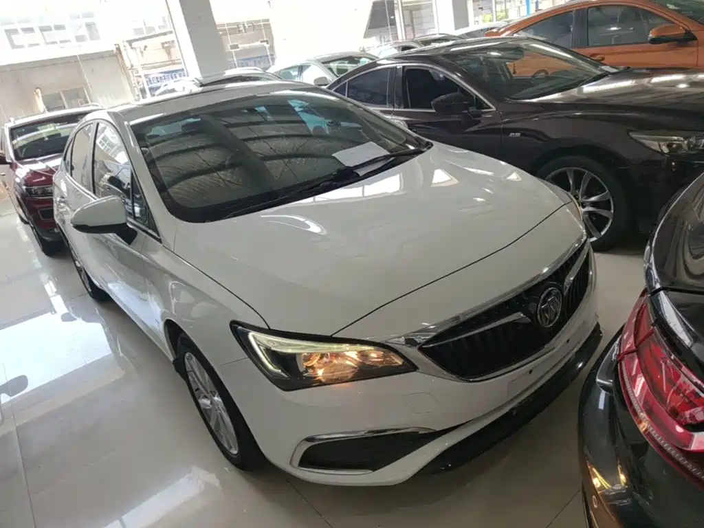 Buick Verano — миниатюра 4