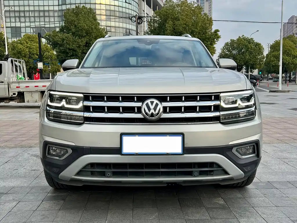 VOLKSWAGEN TOURANG