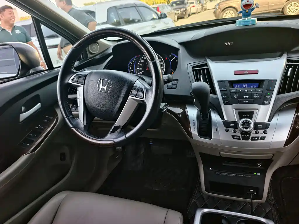 Honda Odyssey — миниатюра 16
