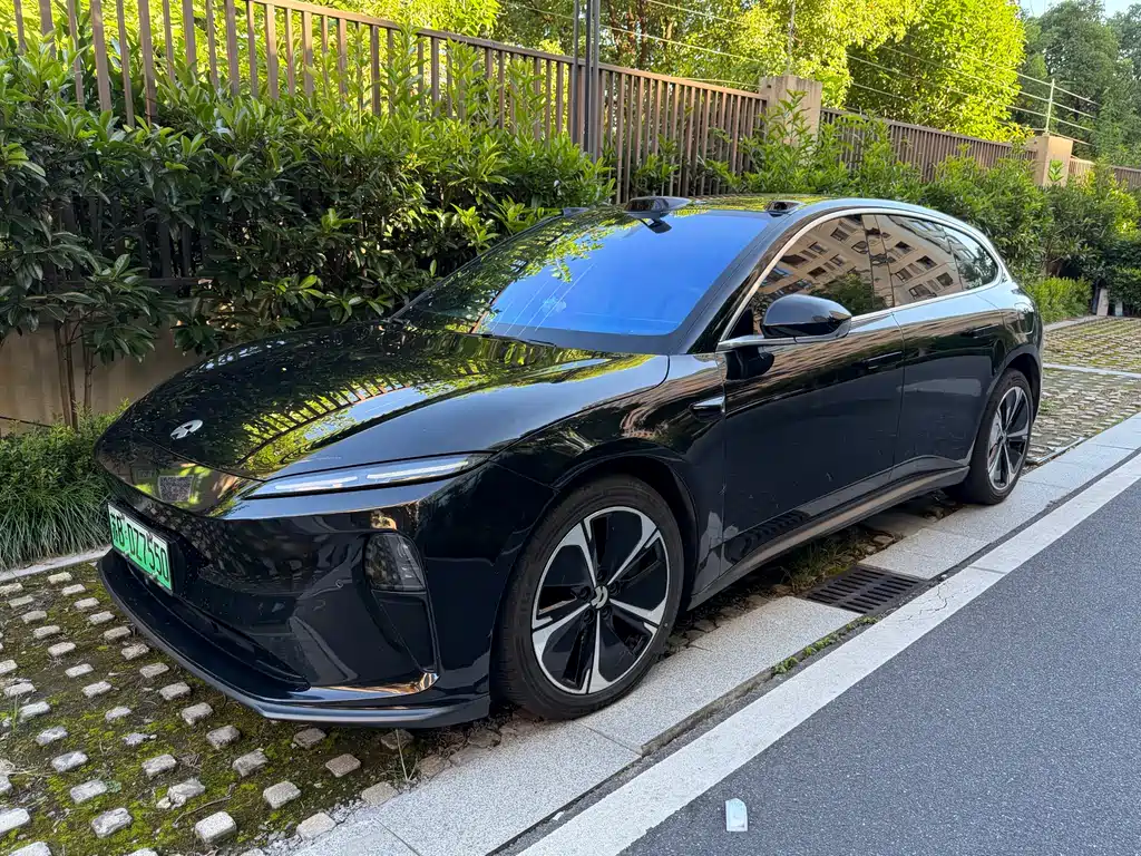 2023 Nio ET5 - zdjęcie 1 z 11