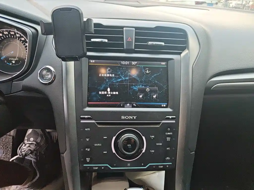 Ford Mondeo — миниатюра 14