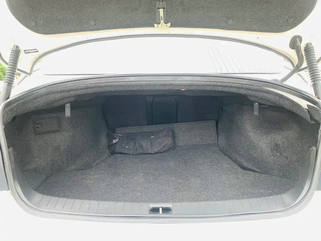 Infiniti Q50L — миниатюра 15