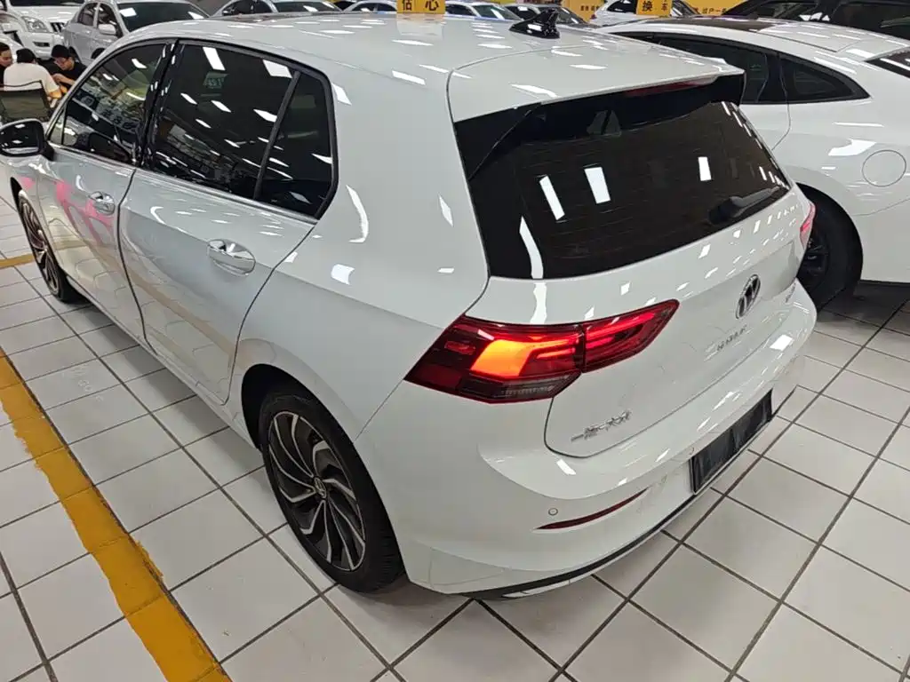 Volkswagen Golf — миниатюра 5