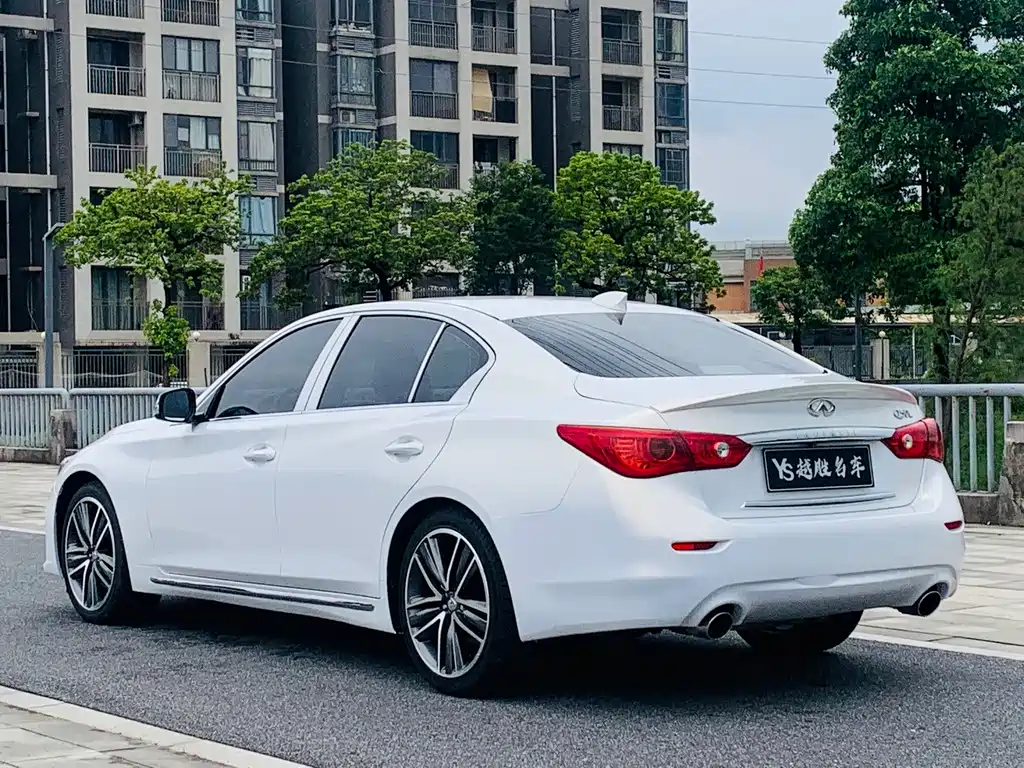 Infiniti Q50L — миниатюра 3