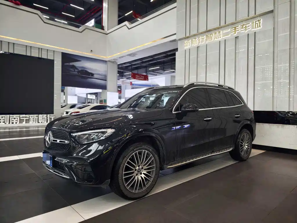 Mercedes-Benz GLC 2023
