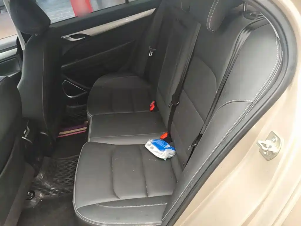 Geely Emgrand — миниатюра 17