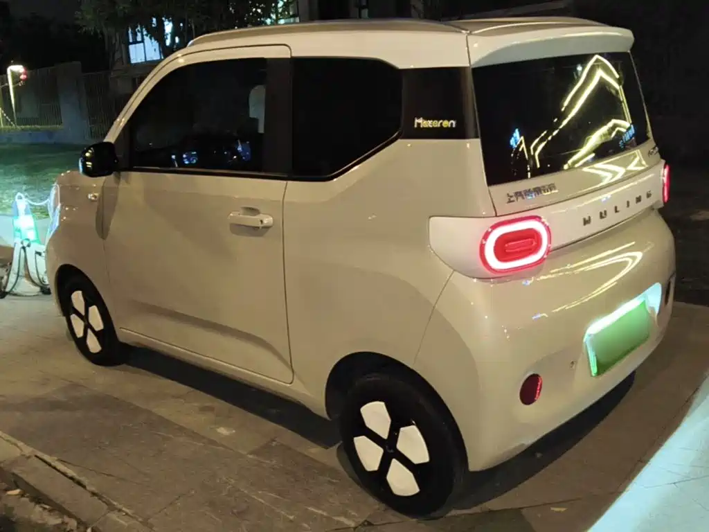 Wuling MINIEV — миниатюра 23