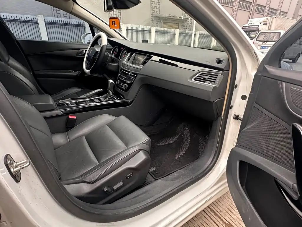 Peugeot 508 — миниатюра 6