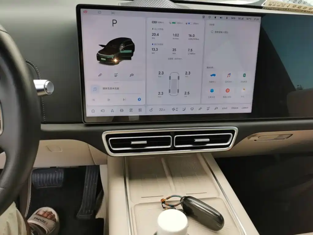 Li Auto Li L8 — миниатюра 13