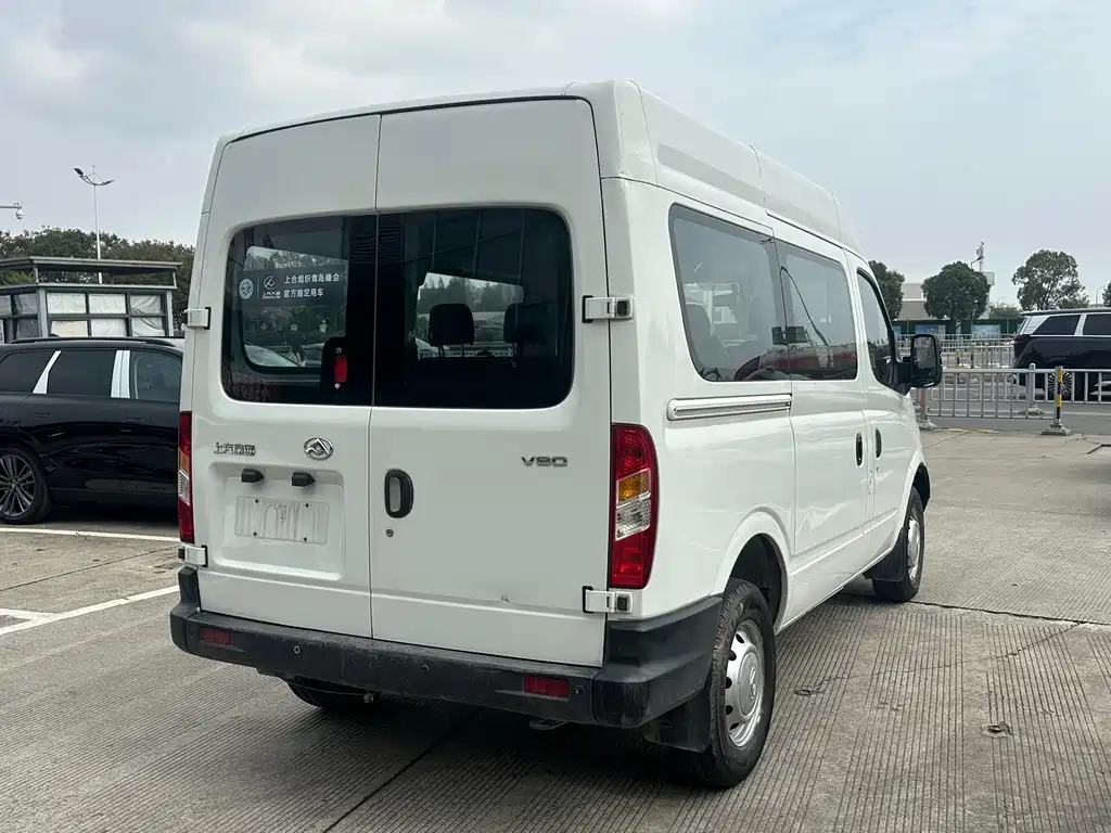 MAXUS V80 — миниатюра 16