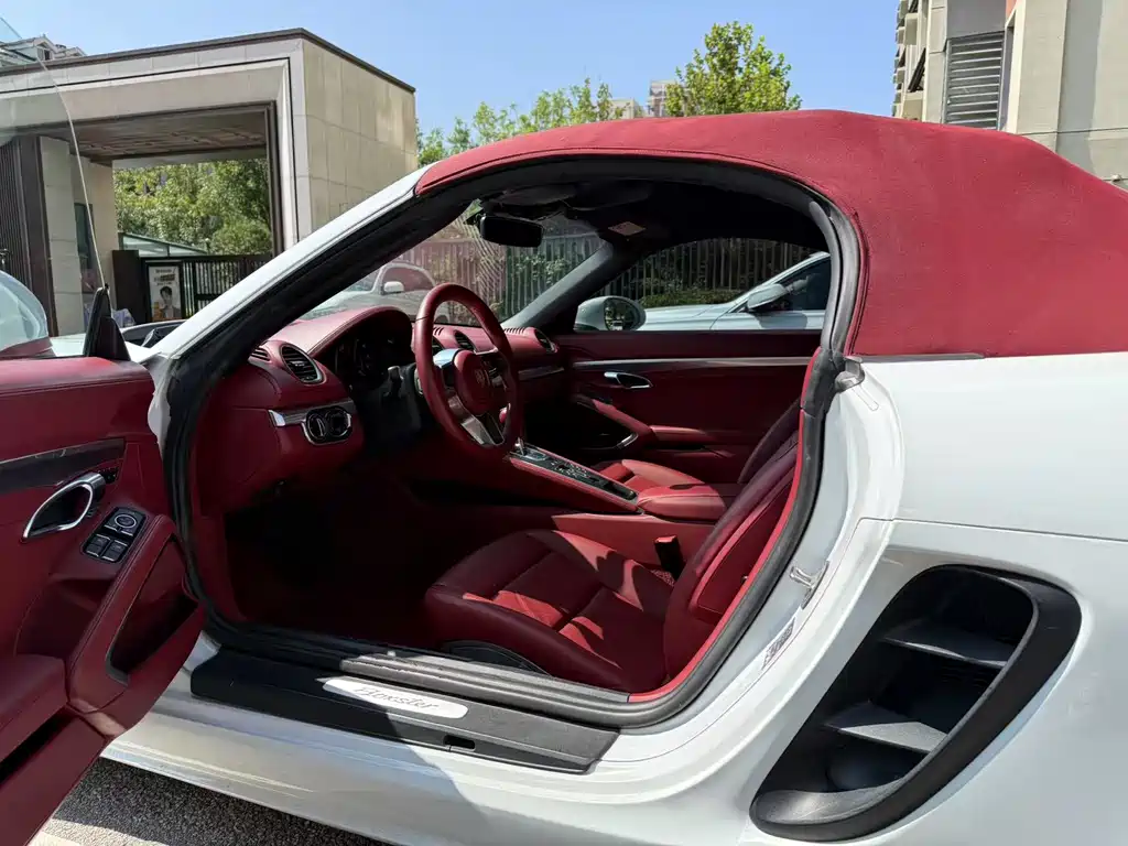Porsche 718 2018 Boxster 2.0T