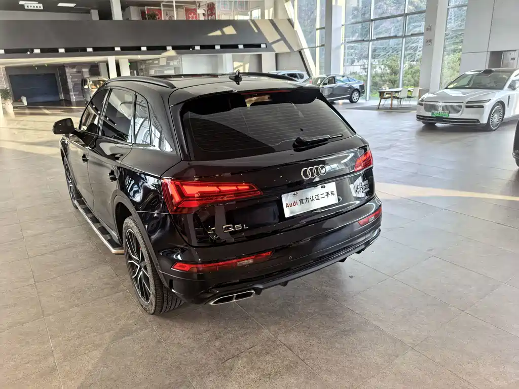 Audi Q5L — миниатюра 13