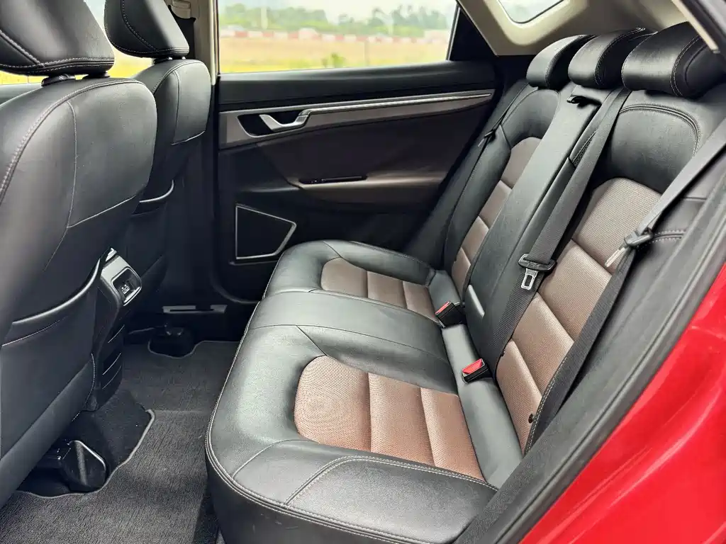 GEELY AUTOMOBILE EMGRAND GS