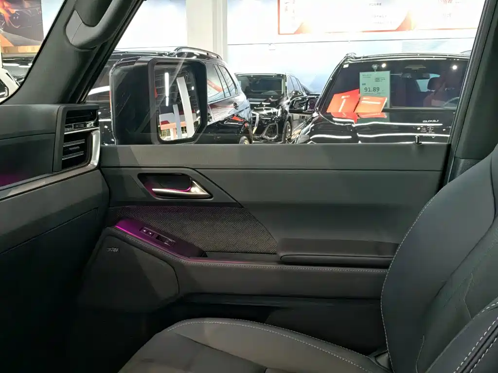 Lexus GX — миниатюра 15