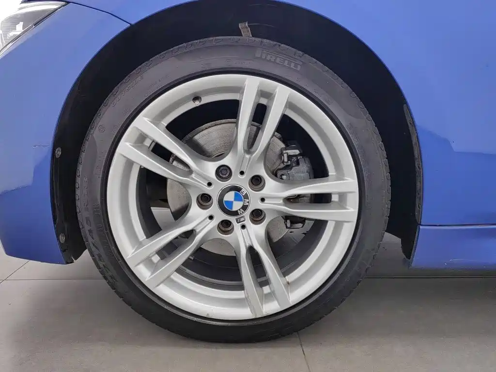 BMW 3 Series — миниатюра 17