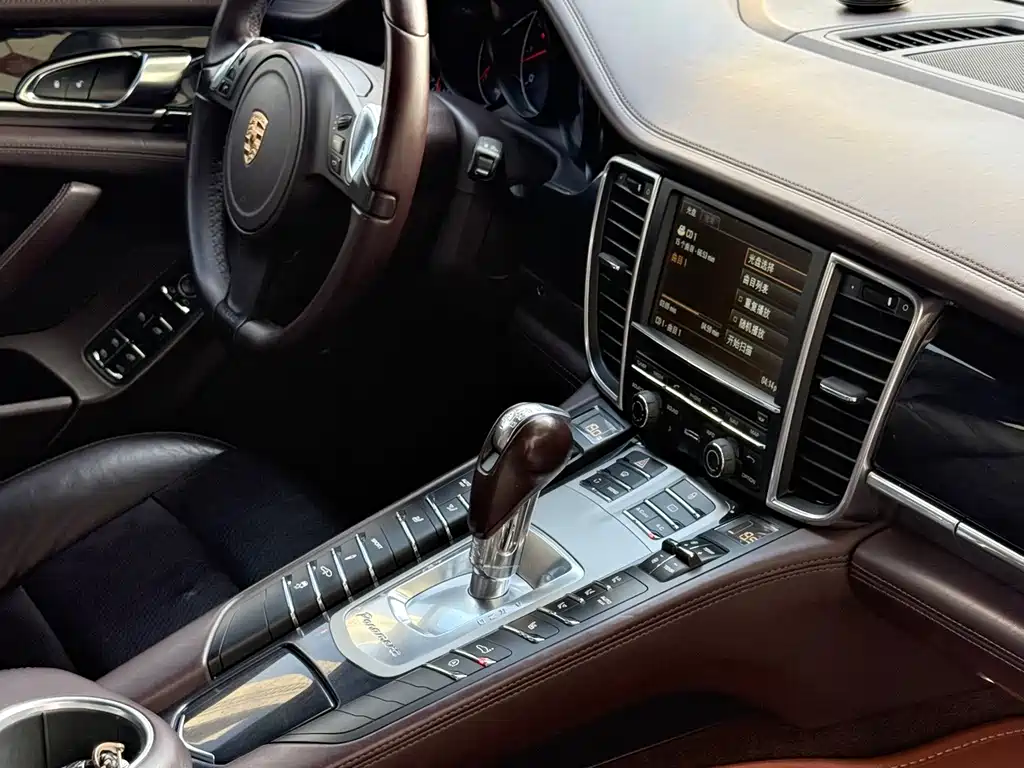 Porsche Panamera — миниатюра 21