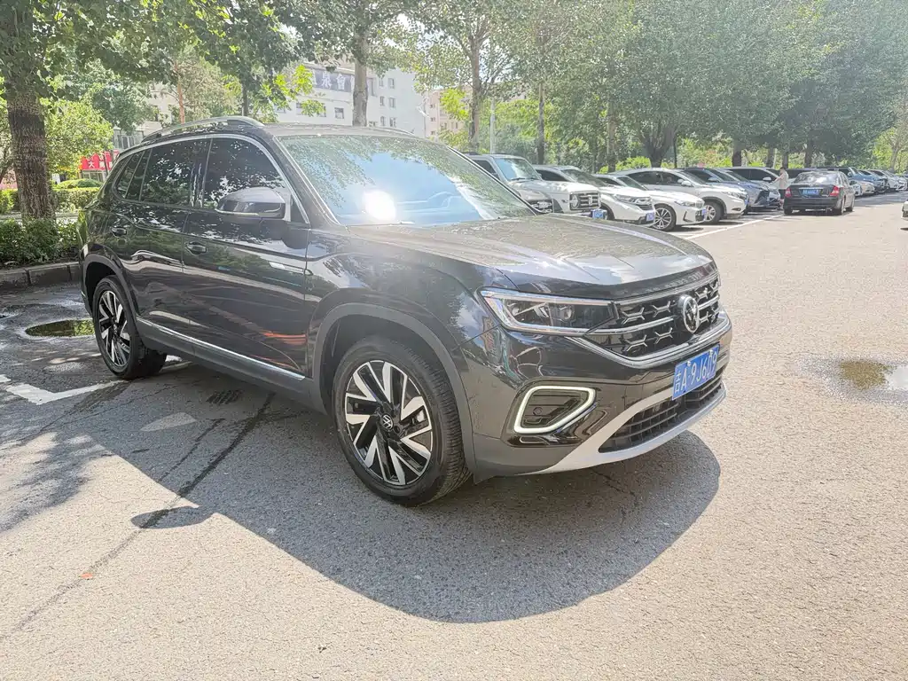 Volkswagen Tayron 2024 300TSI Luxury Plus