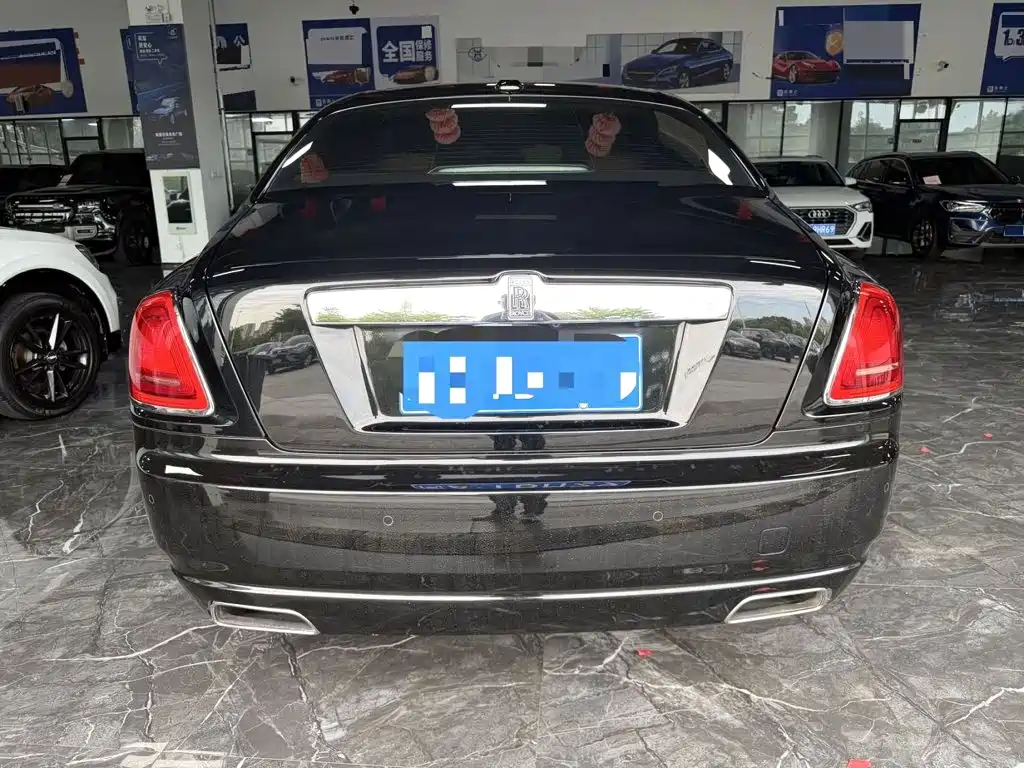Rolls-Royce Ghost — миниатюра 3