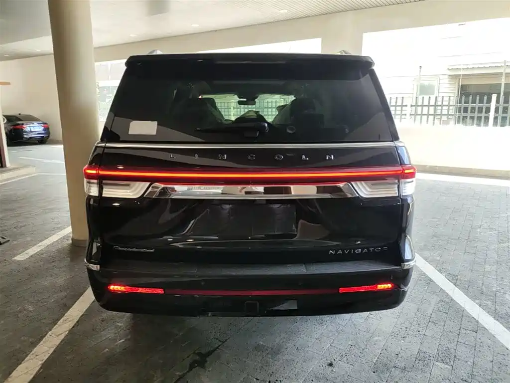 Lincoln Navigator 2024 3.5T