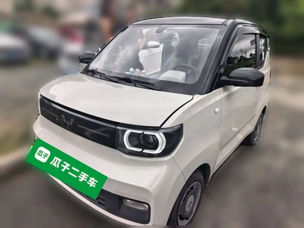 Wuling MINIEV
