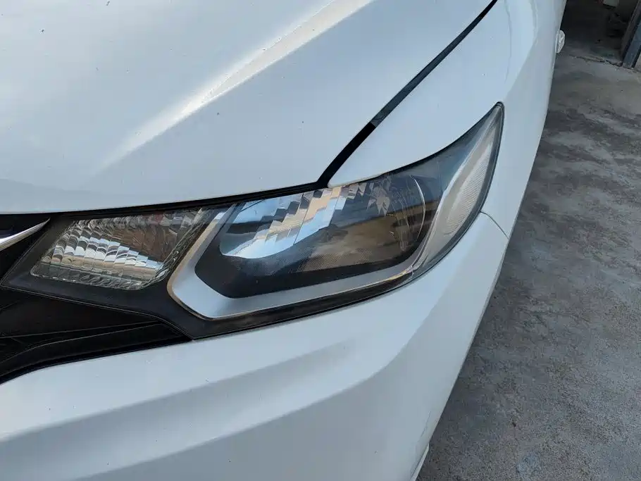 Honda Fit — миниатюра 5