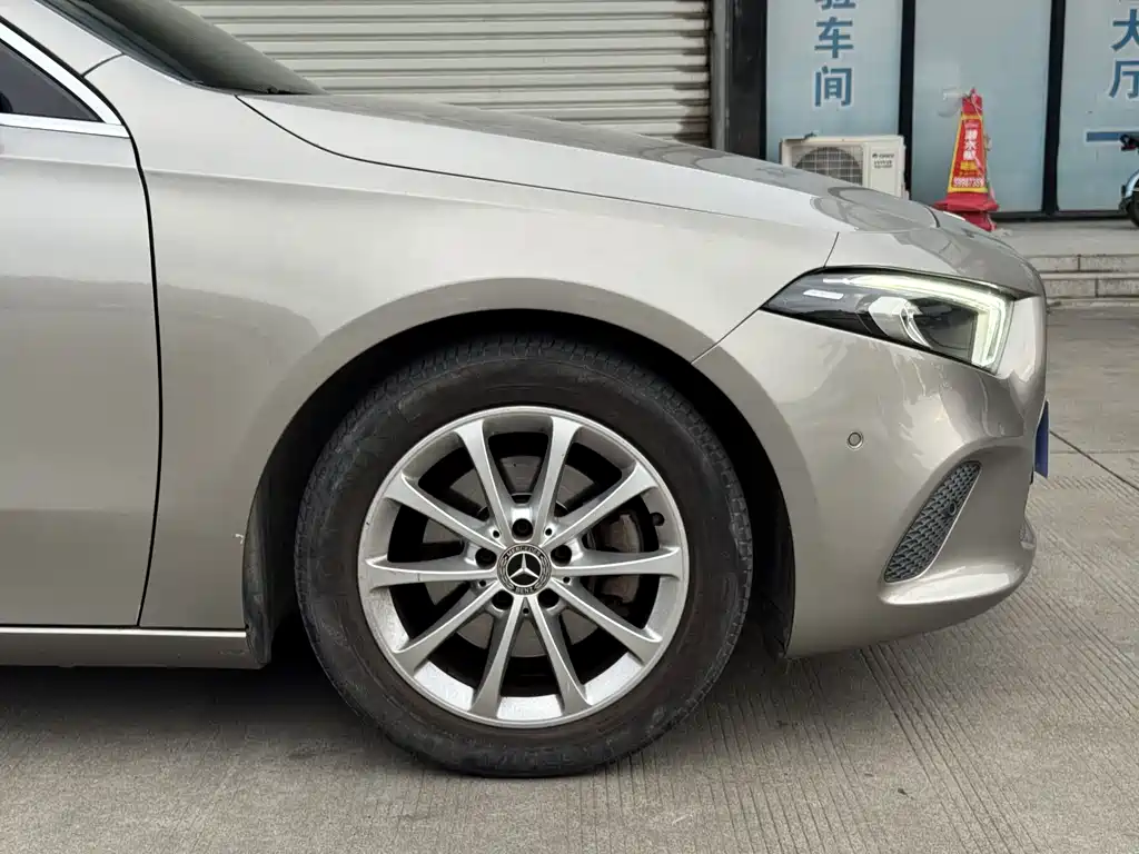 Mercedes-Benz A-Class (Import) — миниатюра 5