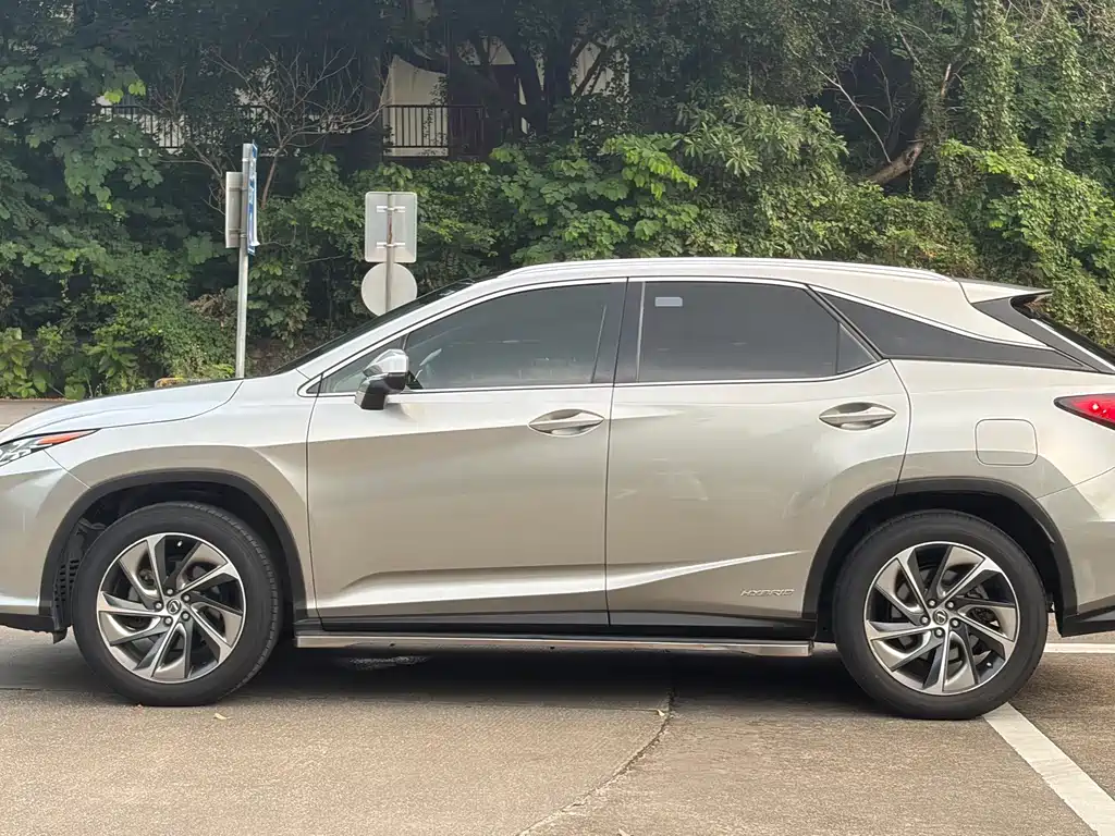 Lexus RX — миниатюра 3