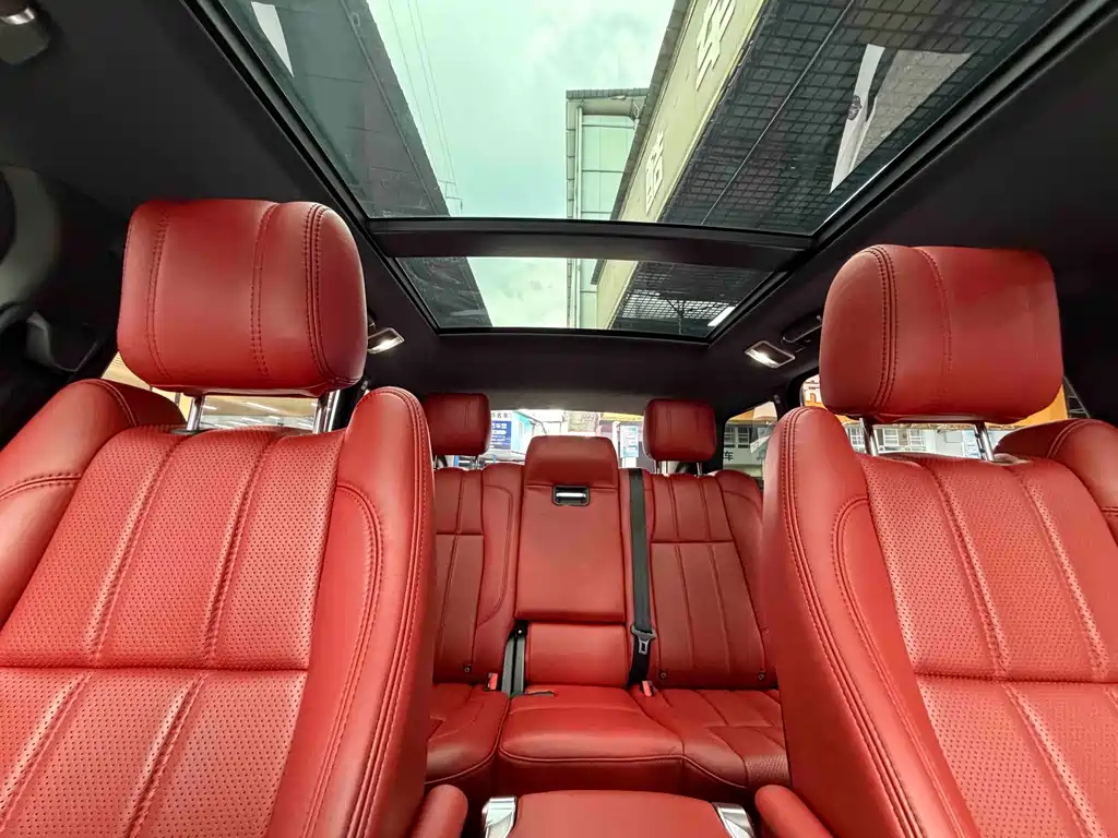 Land Rover Range Rover — миниатюра 24