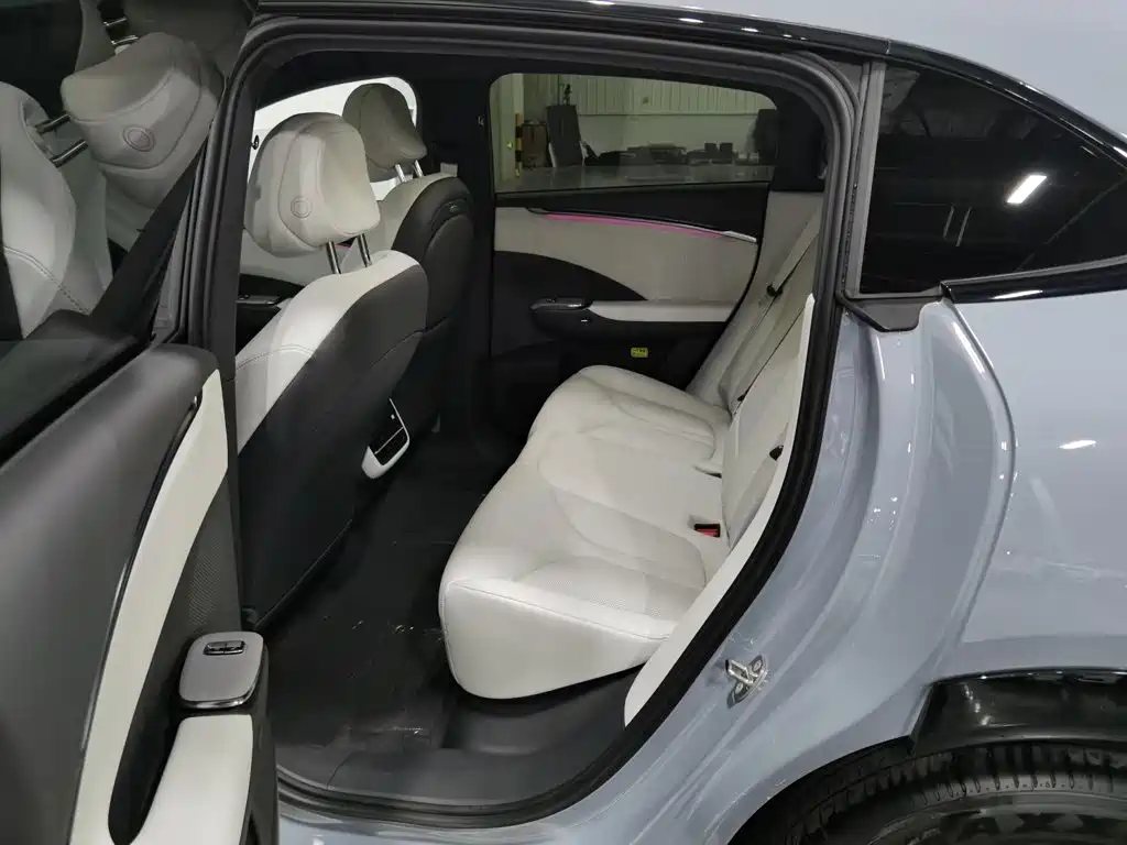 XPeng G7 — миниатюра 15