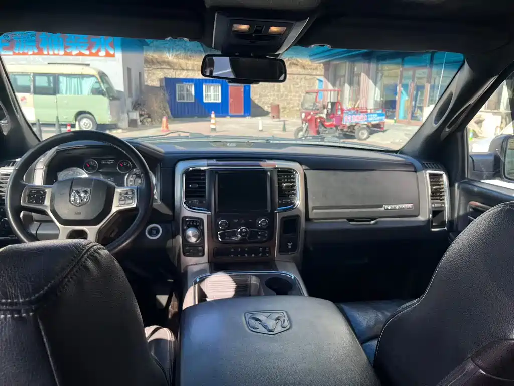 Ram Trucks 2016 5.7L AT