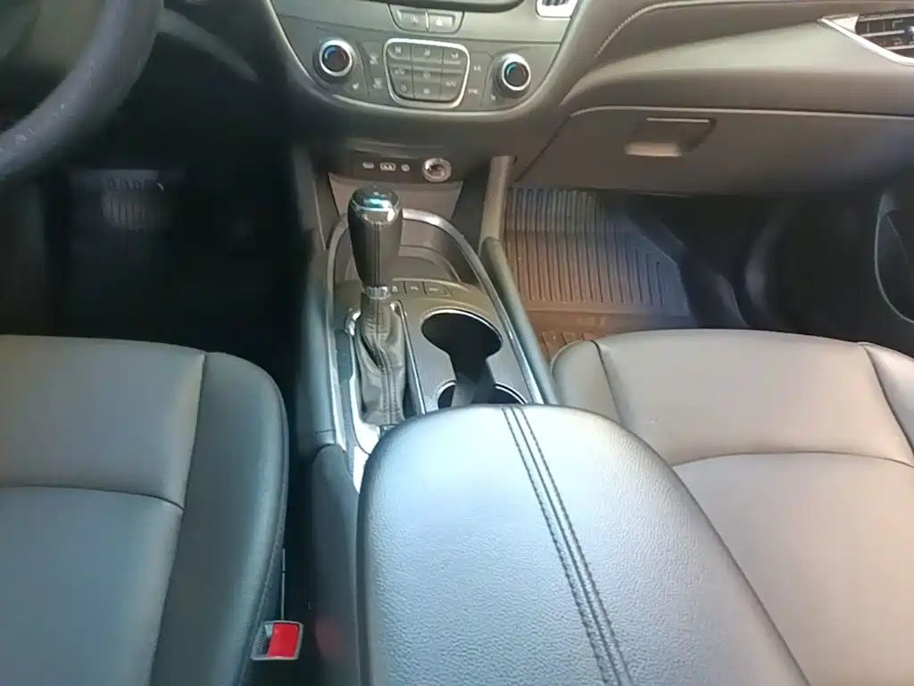 Chevrolet Malibu XL — миниатюра 13