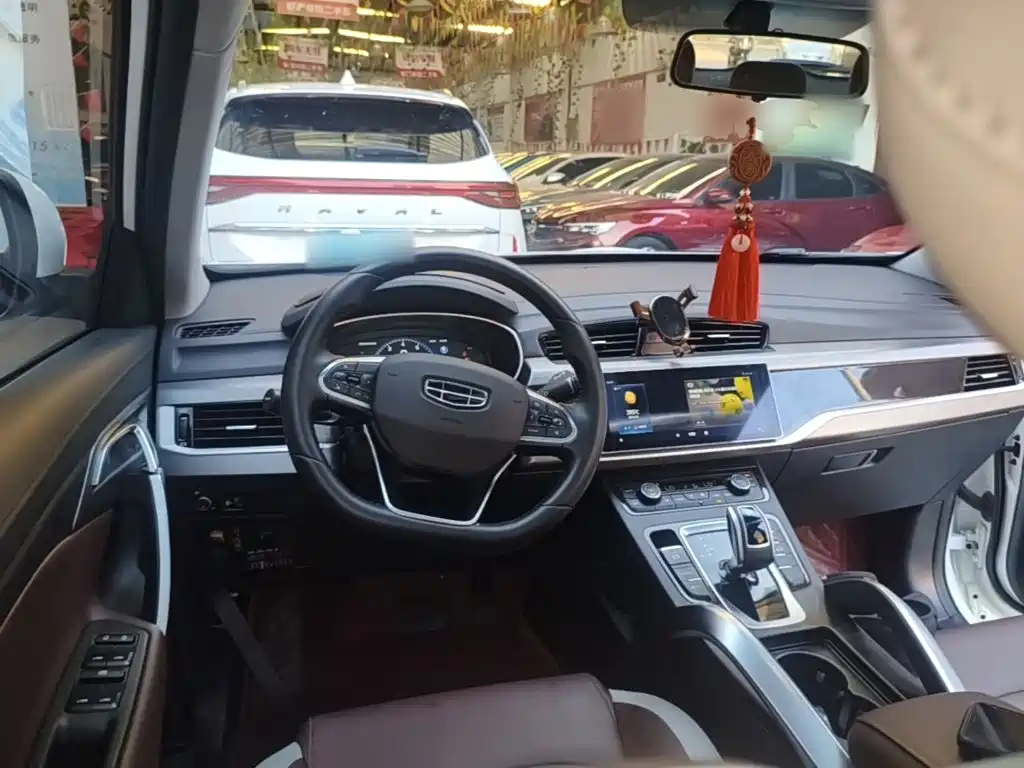 Geely Boyue — миниатюра 11